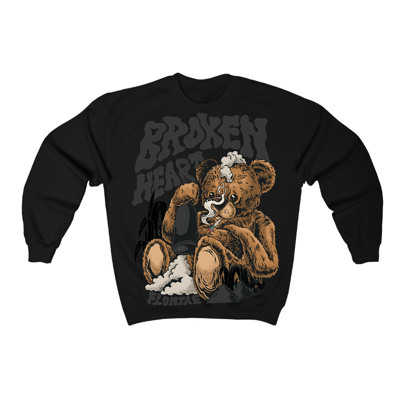 Black Cat 3s Flontae Crewneck Sweatshirt Broken Heart Graphic